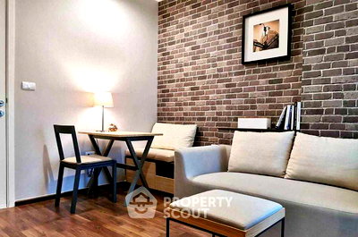 Condos for sale : 1-BR Condo at U Delight Ratchavibha near BTS Ratchayothin (ID 576030)