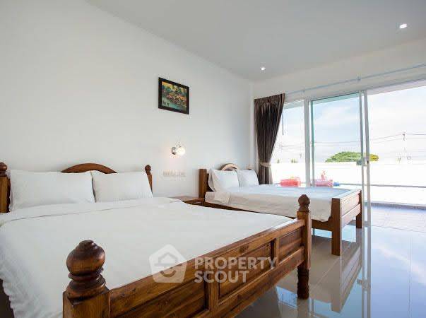 รูป วิลล่า 7-ห้องนอน ใกล้ เมืองหัวหิน (ID 1337369) - รูปที่ 13/29