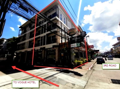 Shophouses for sale  Pratumnak Hill : ✨ Commercial Building for Sale – Prime Location on Pattaya Third Road ✨
