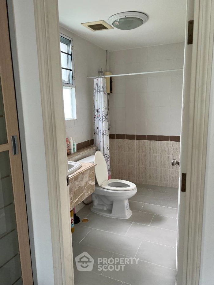 picture 3-BR Townhouse at Plus City Park Rama 9-Huamark close to Ramkhamhaeng (ID 1643290) - 12/14