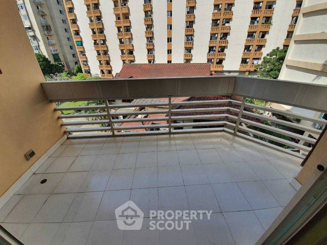picture 2-BR Condo at Fragrant 71 Condominium near BTS Phra Khanong (ID 1892494) - 17/19