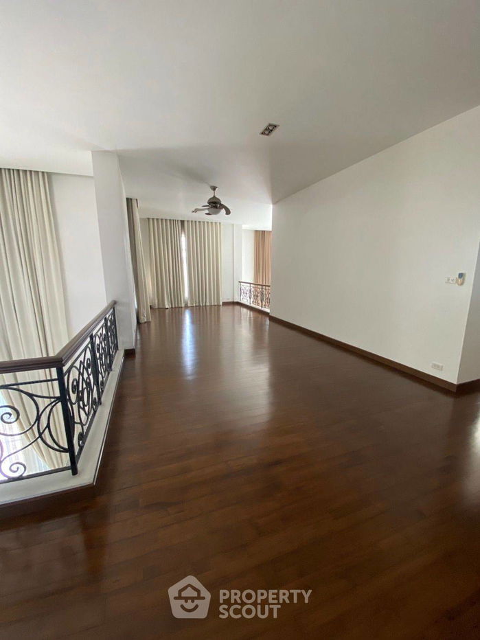 รูป บ้าน 4-ห้องนอน ใน บ้านใหม่ (ID 2005439) - รูปที่ 23/38