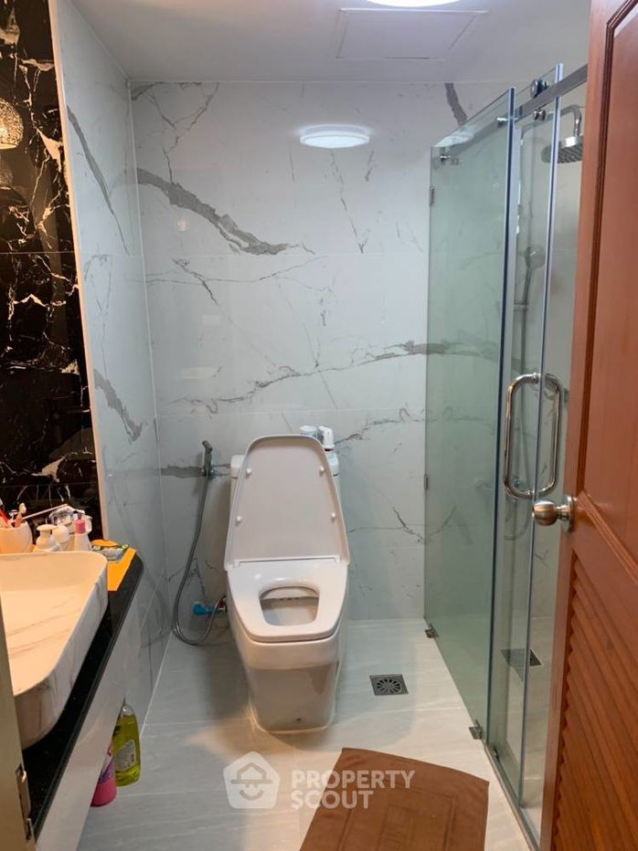 picture 3-BR Condo at Floraville Condominium near ARL Hua Mak (ID 1400072) - 11/18