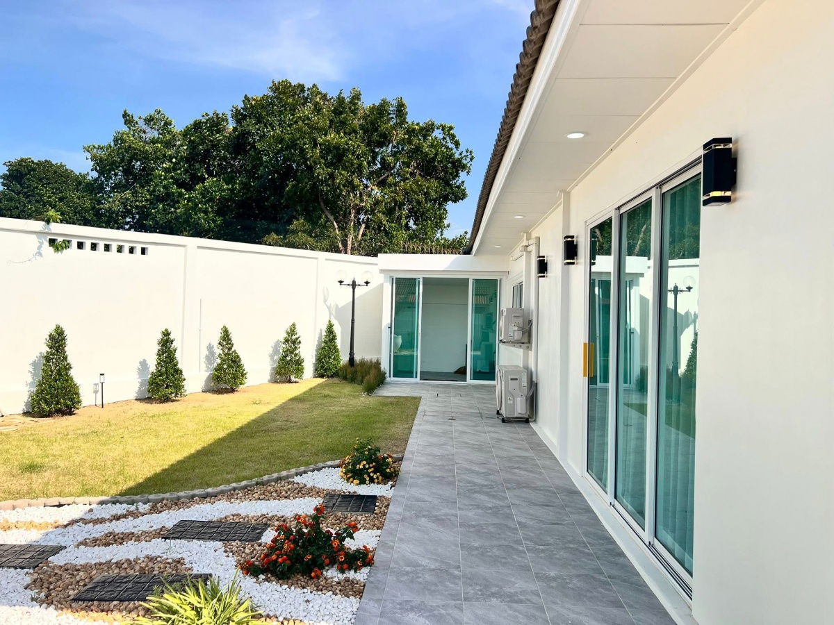 รูป 🏡✨ บ้านเดี่ยวสไตล์โมเดิร์น พร้อมสวนส่วนตัว - รูปที่ 23/27