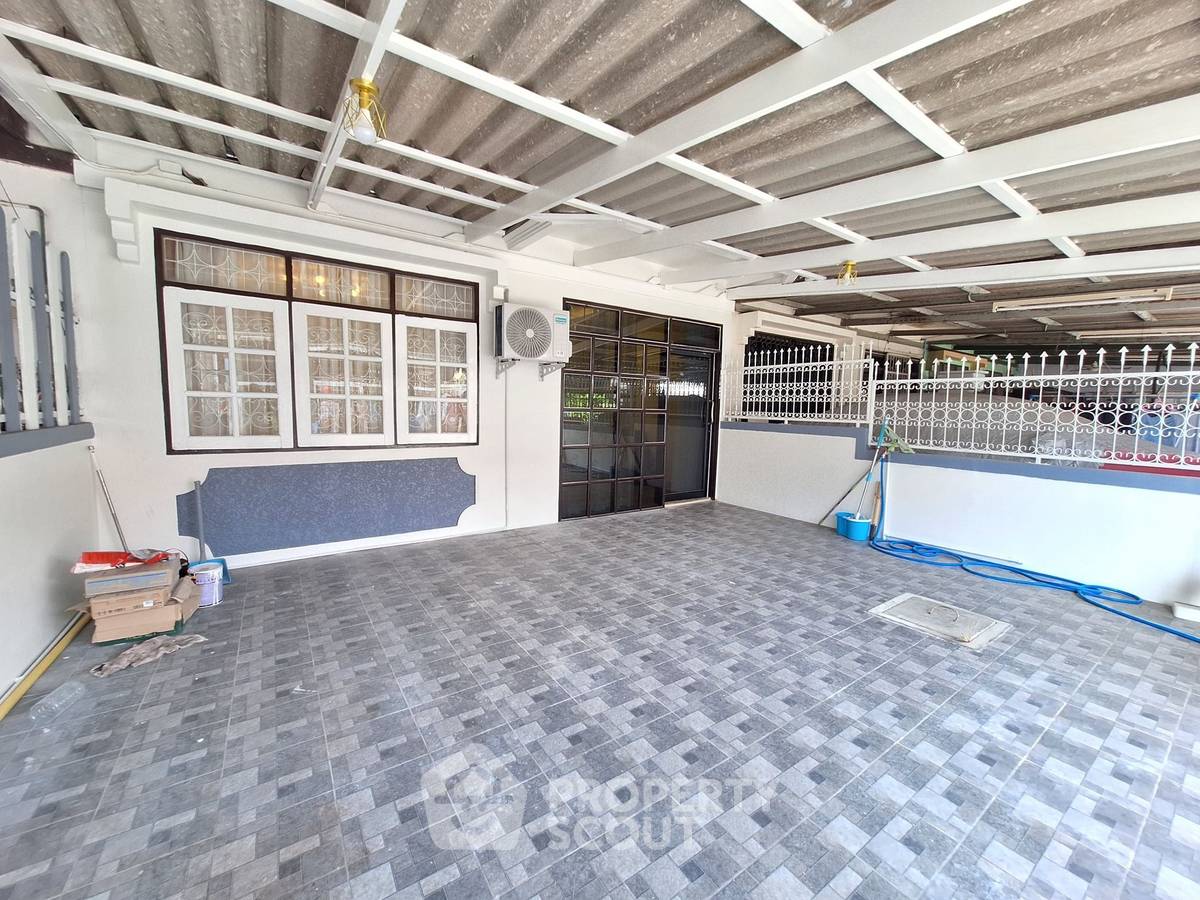 รูป ทาวน์เฮาท์ 2-ห้องนอน ใกล้ พัทยาตะวันออก (ID 2099785) - รูปที่ 13/13