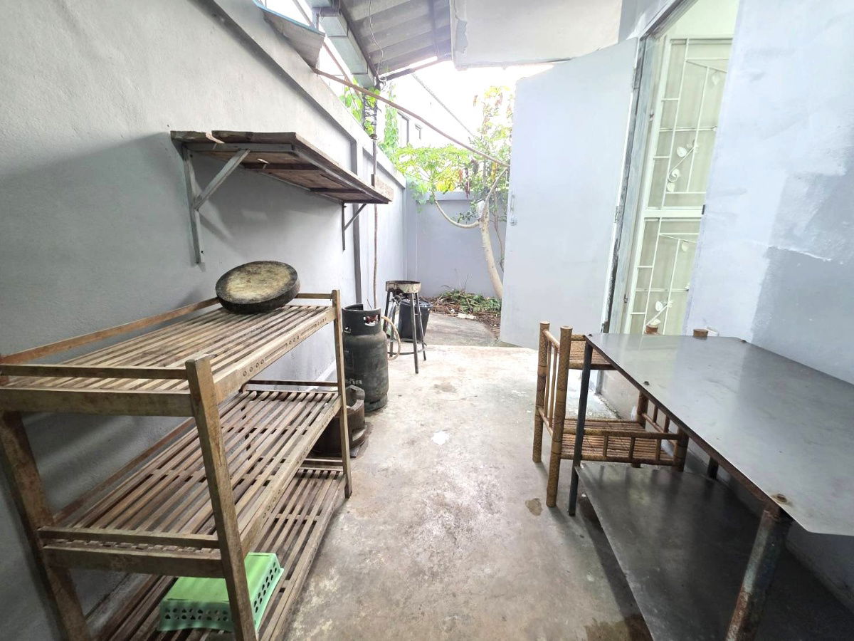 รูป ทาวน์โฮมแปลงริม!! ใกล้นิคมฯ, แหลมฉบัง ,เครือสหพัฒน์,พัทยา,ใกล้ทะเล!!!หมู่บ้านณัฐกรวิลเลจ หนองปรือ บางละมุง ชลบุรี - รูปที่ 8/17