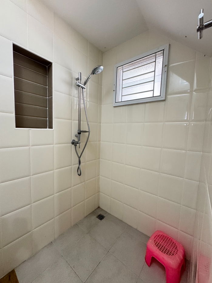 picture Front Project Location! Townhome for Sale – Golden Town Ramintra–Khubon Project English-style Townhome in a High-Potential Area, Ramintra Zone, - 13/20