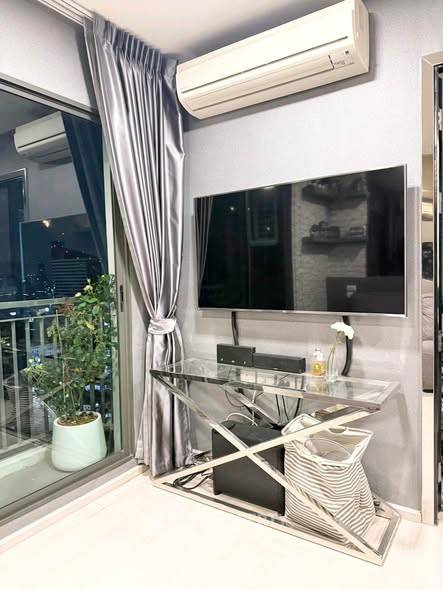 picture 1-BR Condo at Rhythm Asoke near MRT Phra Ram 9 (ID 2452442) - 1/10