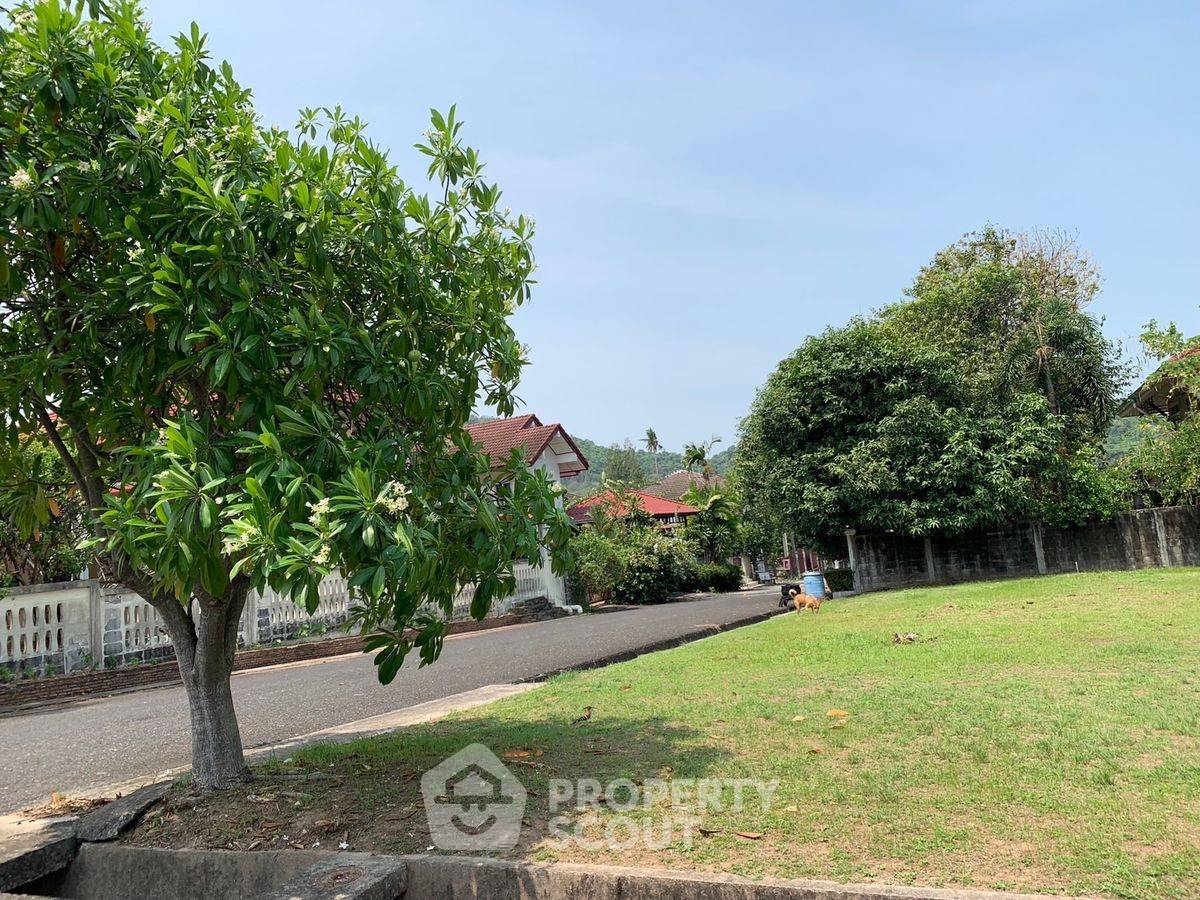 รูป ที่ดินสำหรับปล่อยขาย 816 ตารางเมตร แถว ใน สุรศักดิ์ (ID 2141466) - รูปที่ 2/3