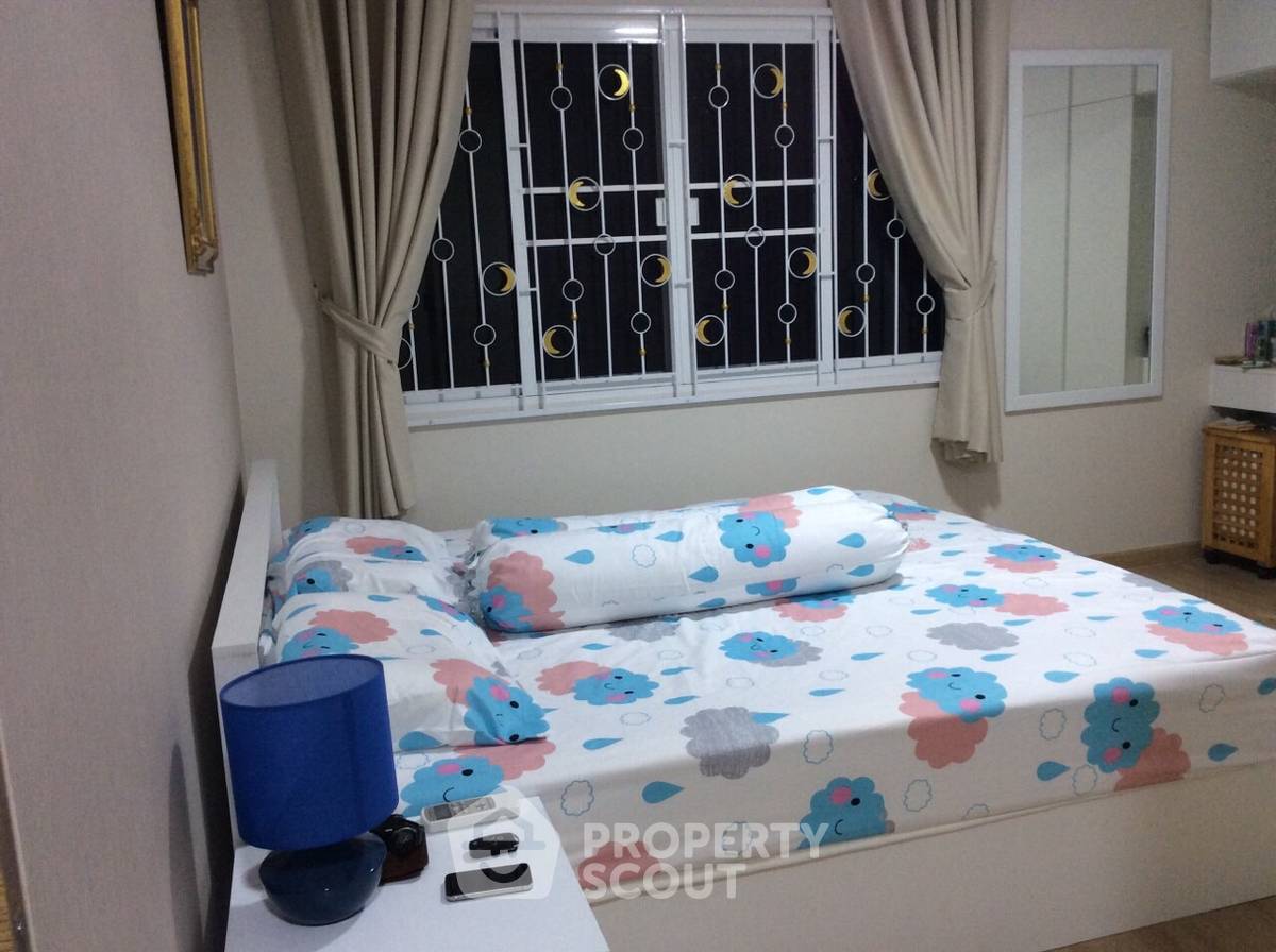 picture 1-BR Condo at The Maple @ Ratchada near MRT Ratchadaphisek (ID 732429) - 1/13
