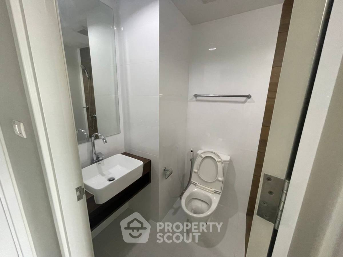 รูป คอนโด 1-ห้องนอน ที่ เอ สเปซ มี รัตนาธิเบศร์ ใกล้ MRT สะพานพระนั่งเกล้า (ID 885222) - รูปที่ 2/8