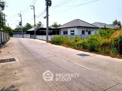 ที่ดิน อมตะนคร : ที่ดินสำหรับปล่อยขาย 1,078 ตารางเมตร แถว ใน หนองไม้แดง (ID 2007408)