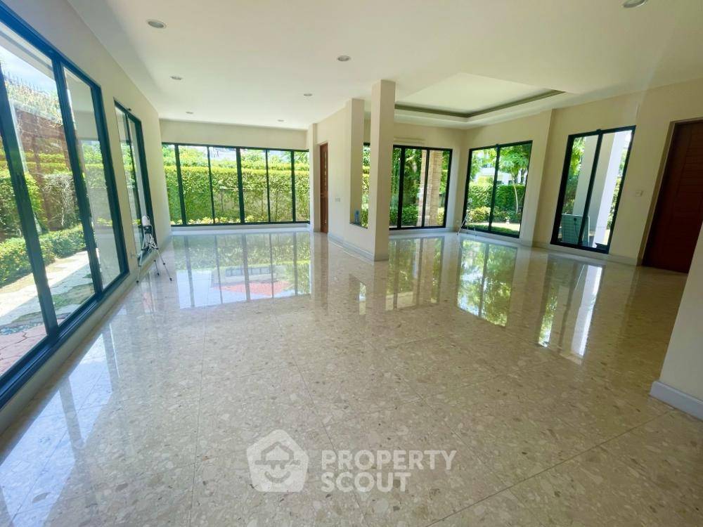 picture 4-BR House near MRT Bang Rak Noi Tha It (ID 1497366) - 3/26