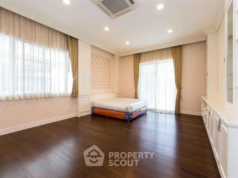 รูป บ้าน 4-ห้องนอน ใกล้ ท่าอากาศยานสุวรรณภูมิ (ID 2050542) - รูปที่ 9/13
