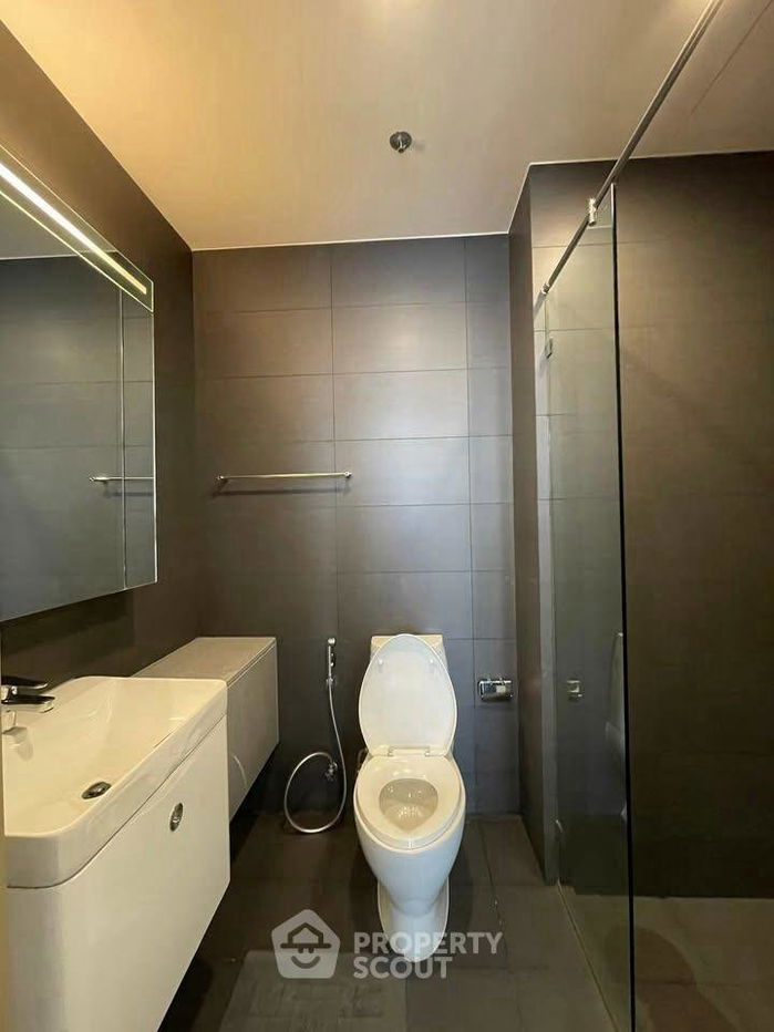 picture 2-BR Condo at Noble Ploenchit near BTS Phloen Chit (ID 2455738) - 4/14