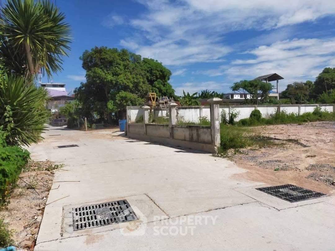 รูป ที่ดินสำหรับปล่อยขาย 1,680 ตารางเมตร แถว ใกล้ พัทยาใต้ (ID 2051682) - รูปที่ 1/3