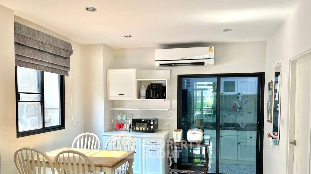 รูป ทาวน์เฮาท์ 3-ห้องนอน ที่ เฌอ วงแหวน-สาทร ใกล้ MRT หลักสอง (ID 1709305) - รูปที่ 3/3