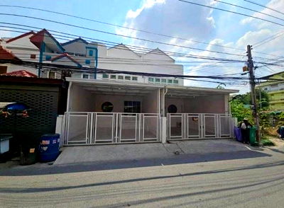 เช่าทาวน์โฮม พหลโยธิน 69/2 : HU7001 ทาวน์เฮ้าส์ให้เช่า พหลโยธิน 69 กรุงเทพมหานคร