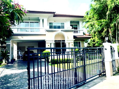 Houses for rent Thonburi Vocational College : 4-BR House in Phasi Charoen (ID 1969532)
