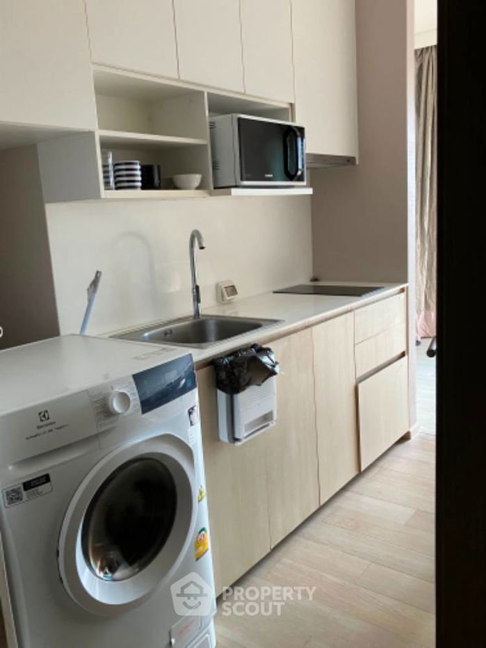 รูป คอนโด 1-ห้องนอน ที่ วีรันดา เรสซิเดนซ์ พัทยา ใกล้ เมืองพัทยา (ID 1947584) - รูปที่ 3/9