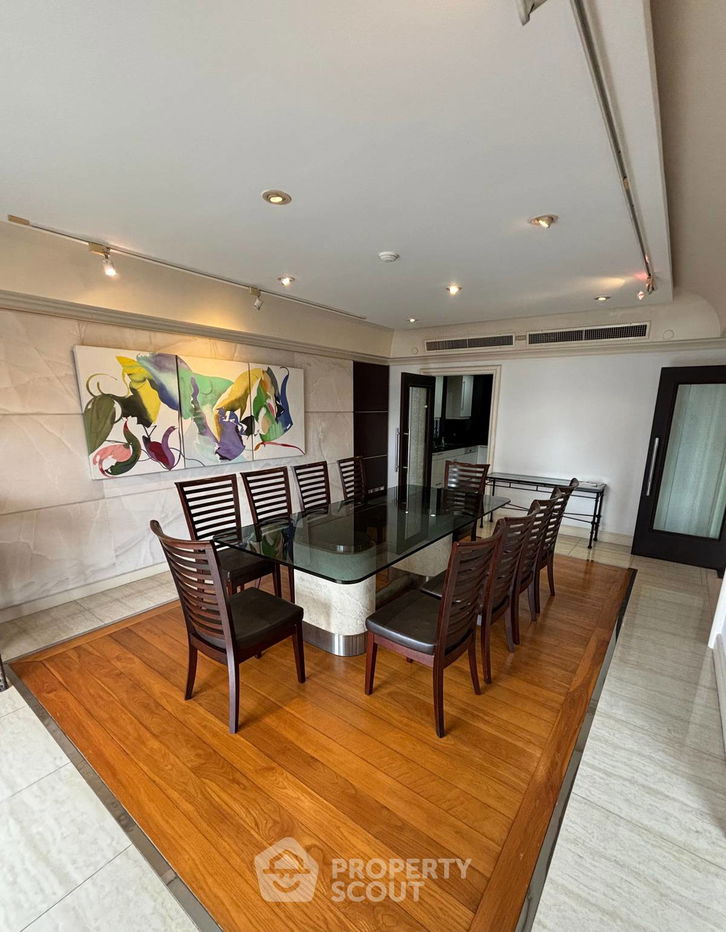 picture 4-BR Condo at All Seasons Mansion Condominium near BTS Phloen Chit (ID 1493421) - 8/26