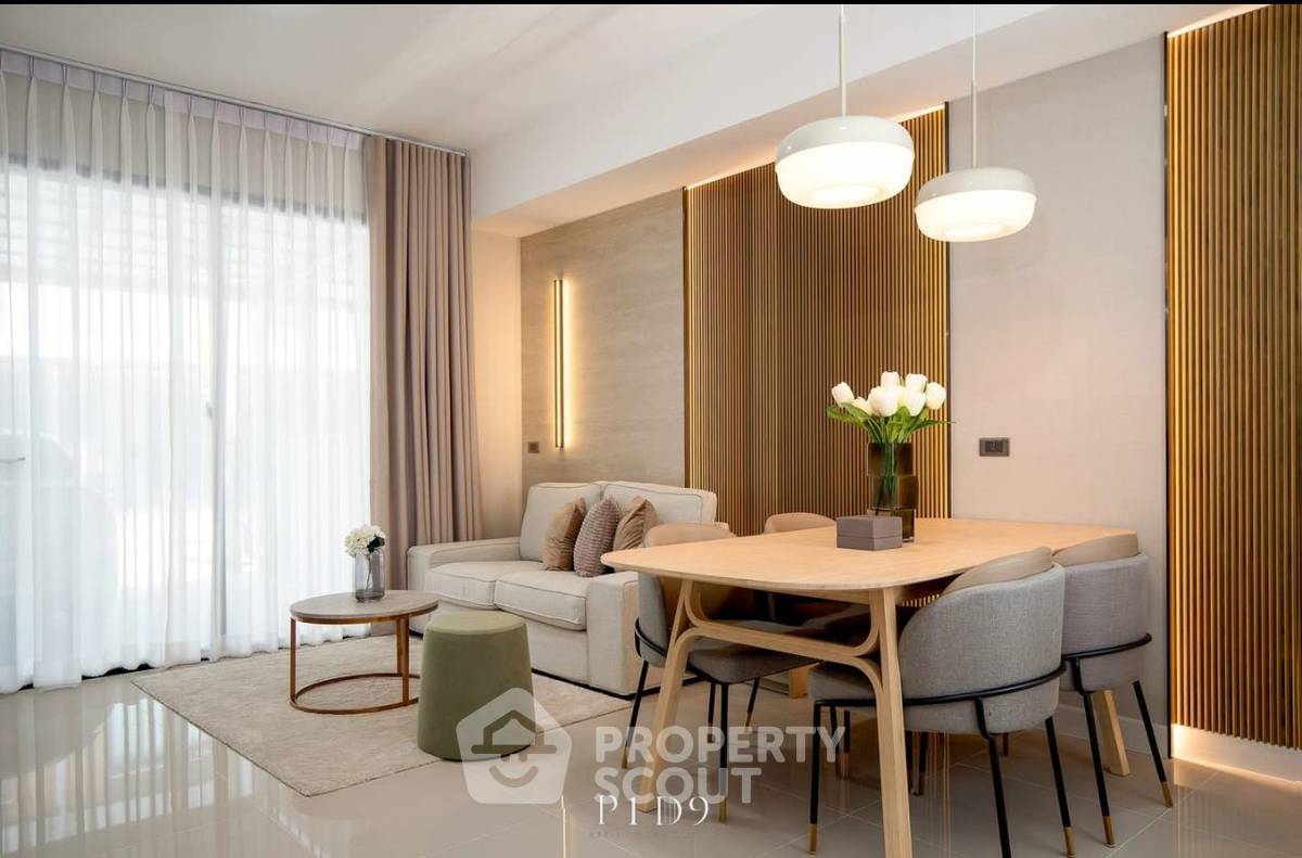 picture 3-BR Townhouse at Pleno Sukhumvit-Bangna 2 in Bang Kaeo (ID 2453485) - 1/20