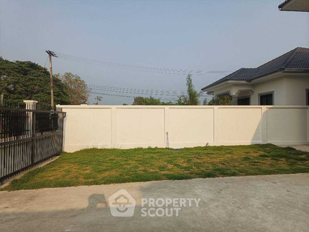 picture 3-BR House in Nong Phueng (ID 1596590) - 4/18