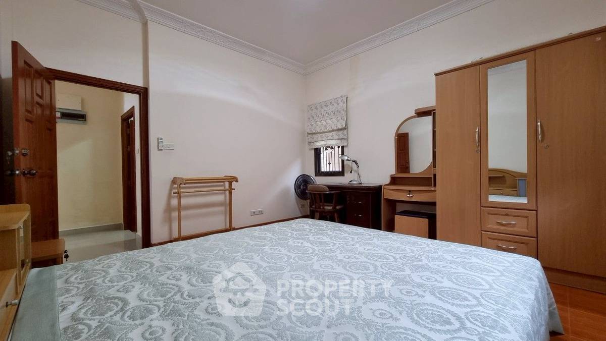 รูป บ้าน 3-ห้องนอน ที่ พรเทพ การ์เด้น วิลล์ 6 ใกล้ เมืองพัทยา (ID 2110440) - รูปที่ 13/23