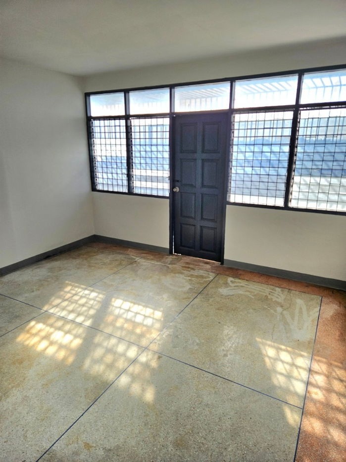 รูป ให้เช่าตึกแถว 5 ชั้น ซอยวัดนักบุญเปโตร ตำบลท่าข้าม อำเภอสามพราน จังหวัดนครปฐม 5 ชั้น 5 ห้องนอน 5 ห้องน้ำ แต่งสวยพร้อมอยู่ ใกล้วัดนักบุญเปโตร - รูปที่ 7/7