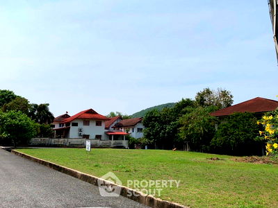 Land for sale Kasetsart University Si Racha Campus : 816 m² Land for Sale in Surasak (ID 2141466)