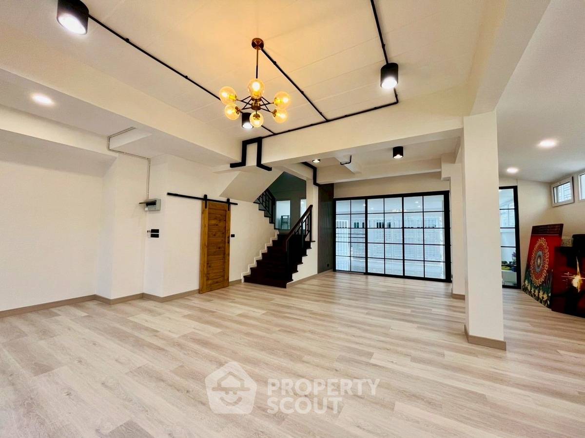 รูป บ้าน 4-ห้องนอน ที่ เซนสิริ มิดทาวน์ วิลล่า ใกล้ พัทยาใต้ (ID 2111203) - รูปที่ 3/13