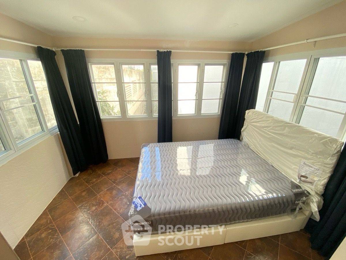 รูป ทาวน์เฮ้าส์ 3-ห้องนอน ใกล้ BTS รถไฟฟ้าสนามกีฬาแห่งชาติ (ID 2456425) - รูปที่ 5/10