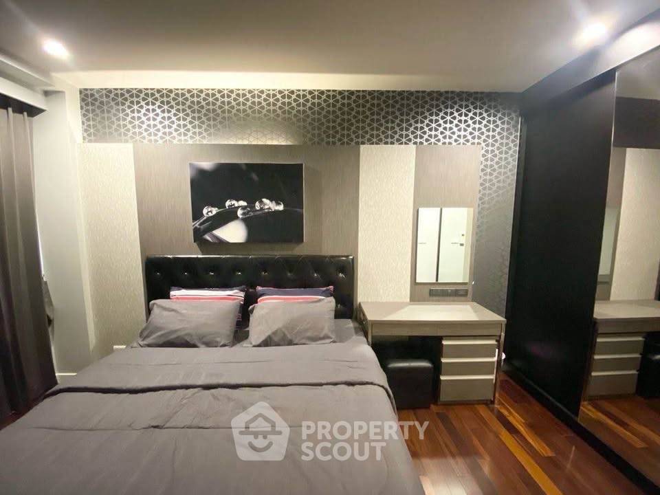picture 1-BR Condo at Circle Condominium near MRT Phetchaburi (ID 2451651) - 3/12