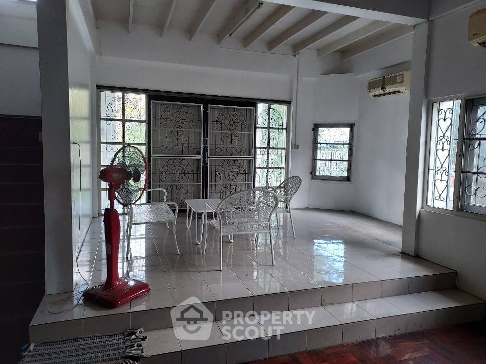 picture 4-BR House at Sammakorn Ramkhamhaeng in Saphan Sung (ID 1446165) - 16/19
