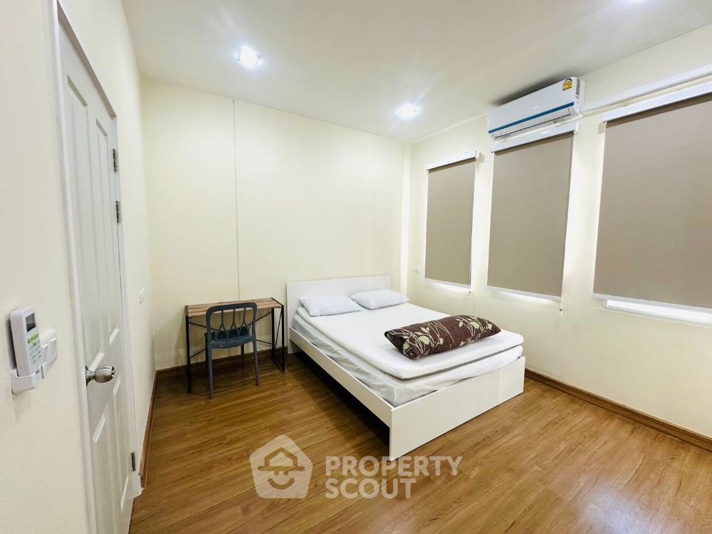 รูป ทาวน์เฮาท์ 4-ห้องนอน ใน ฟ้าฮ่าม (ID 1986281) - รูปที่ 13/13