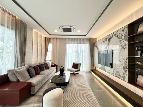 Mantana Bangna Km.15 Size Elite  Concordian Internation SchooL > Verso Internation School > The American Schoonl of Bangkok Green Valley