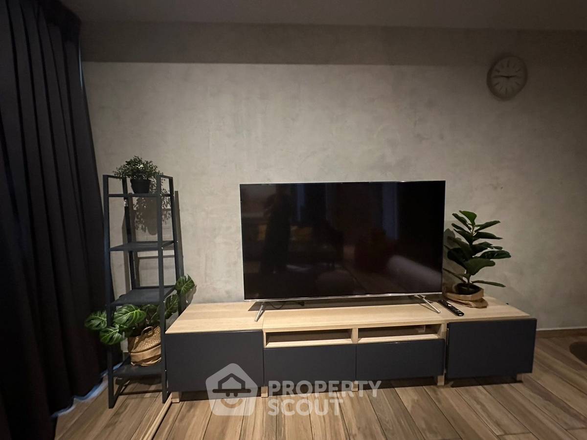picture 2-BR Condo at The Lofts Asoke near MRT Phetchaburi (ID 1034202) - 5/12