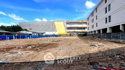 ที่ดิน ตลาดปลาบางแสน : ที่ดินสำหรับปล่อยขาย 1,632 ตารางเมตร แถว ใกล้ บางแสน (ID 1437198)