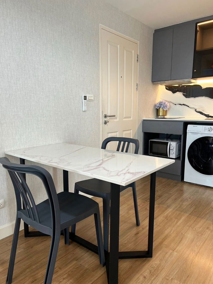 picture MRT Sutthisan 600 m. Price  29,500 Baht Condo The Kris 7 ( Rental ) - 17/21