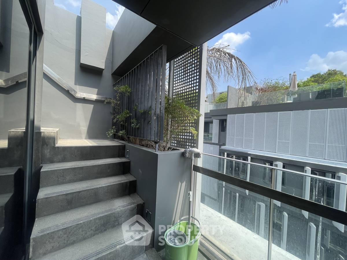 picture 3-BR Condo at Siamese Gioia near MRT Phetchaburi (ID 1917931) - 14/14