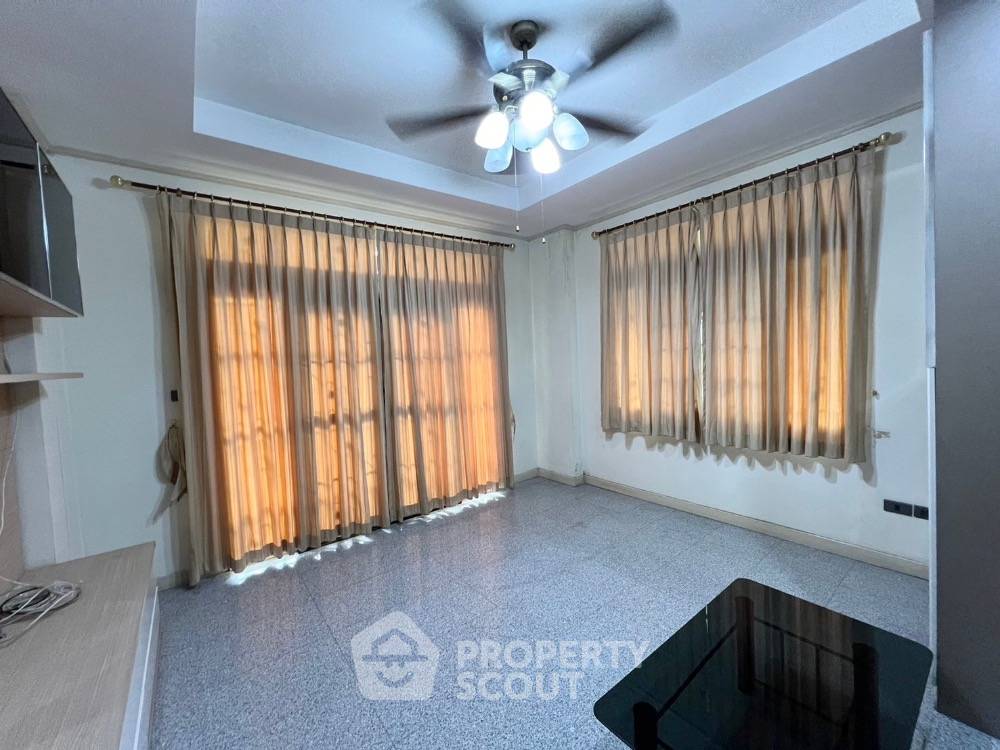 รูป บ้าน 3-ห้องนอน ที่ พาร์คเวย์ ชาเล่ต์ รามคำแหง ใน มีนบุรี (ID 1751066) - รูปที่ 16/31