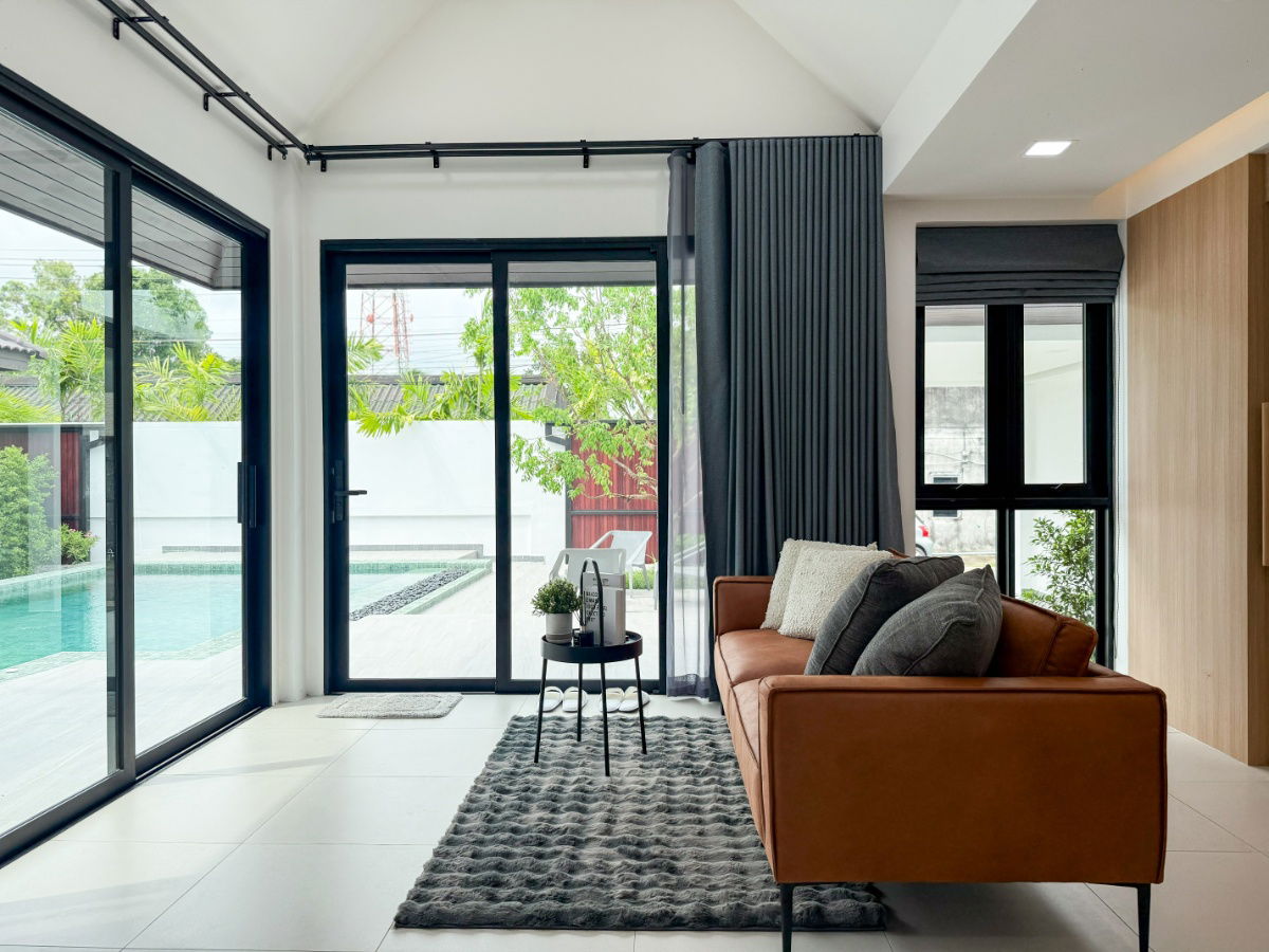 picture S2947 Urgent Sale! Pool Villa in Thalang Area, Spacious Layout, Fully Furnished and Decorated - 3/20