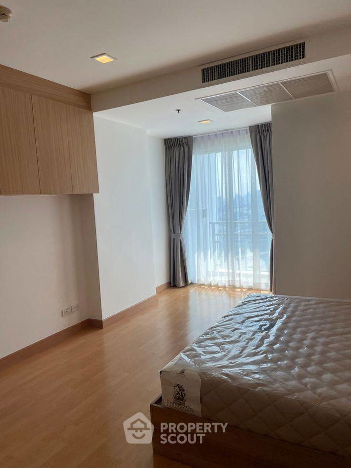 picture 2-BR Condo at Nusasiri Grand Condominium near BTS Ekkamai (ID 1567932) - 8/12