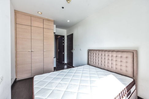 1-BR Condo at IDeo Q Phayathai near BTS Phaya Thai (ID 2060089)
