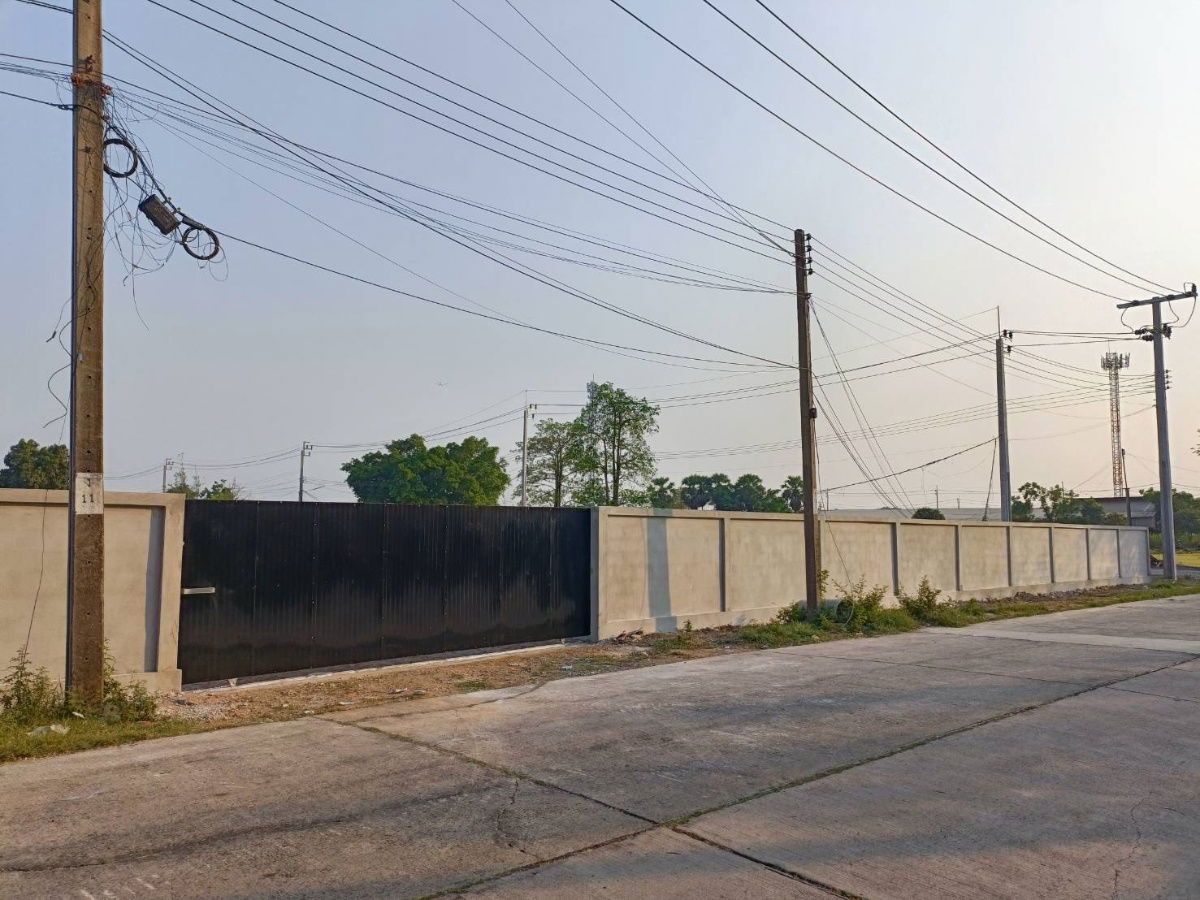 picture Land for rent on Soi Suwinthawong 24, Minburi, 35,000 baht/month💥 - 2/11