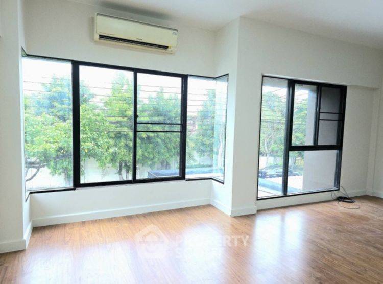 picture 2-BR Townhouse in Tha Raeng (ID 2431125) - 4/5