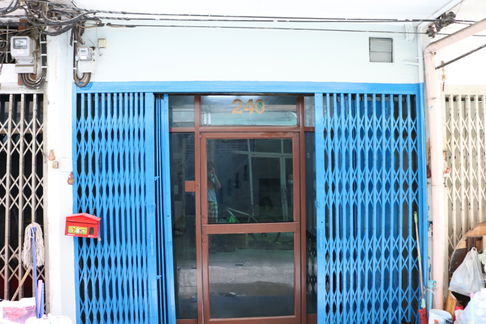 ให้เช่าตึกแถว 5 ชั้น ซอยพระยาศรี แขวงวังบูรพาภิรมย์ เขตพระนคร 5 ชั้น 5 ห้องนอน 3 ห้องน้ำ แต่งสวยพร้อมอยู่ ใกล้ MRT สามยอด และ MRT สนามไชย