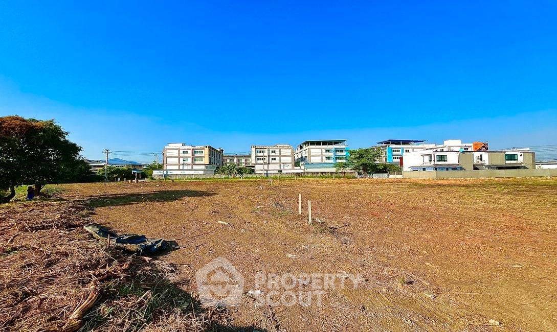 รูป ที่ดินสำหรับปล่อยขาย 5,432 ตารางเมตร แถว ใน ท่าข้าม (ID 1414214) - รูปที่ 2/5