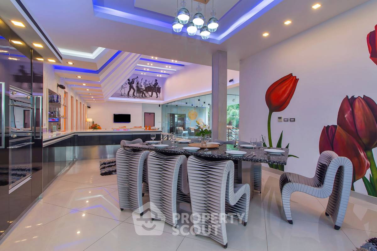 picture 4-BR Villa close to Phratamnak (ID 1330794) - 14/46