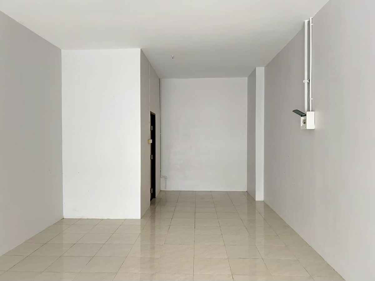 รูป คอนโด ป.ธนา ทาวเวอร์ ขายอาคารพาณิชย์ ชั้น 1 ทำเลดี ใกล้ MRT โชคชัย 4 - รูปที่ 6/12